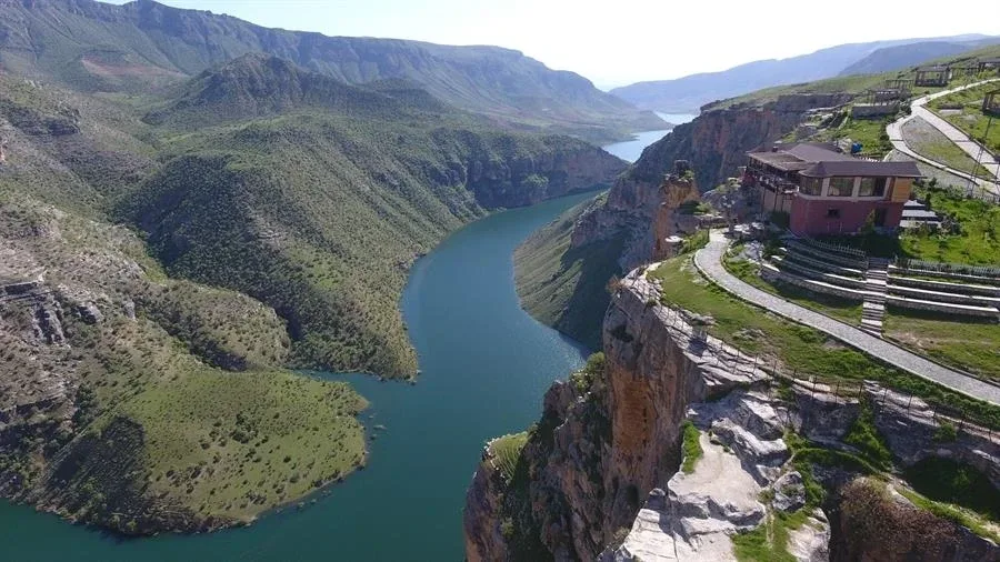 Ankara Çıkışlı Van Gölü Ekspresi Turu | Bitlis – Siirt – Hakkari – Şırnak – Van