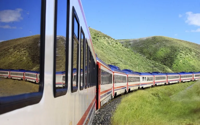 İstanbul Çıkışlı Van Gölü Ekspresi Turu | Bitlis – Van – Doğubeyazıt – Kars – Erzurum
