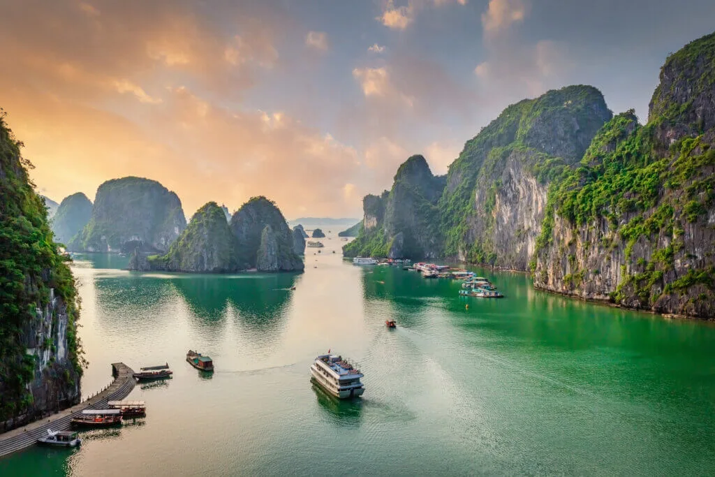 Kızıl Nehir'den Mekong'a Vietnam Turu Türk Hava Yolları ile | 8 Gece Konaklamalı | İstanbul Çıkışlı