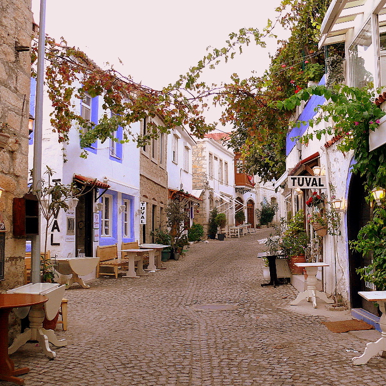 Kuşadası Çeşme Pamukkale Turu / 2 Gece Otel Konaklamalı / İstanbul Çıkışlı  - 8