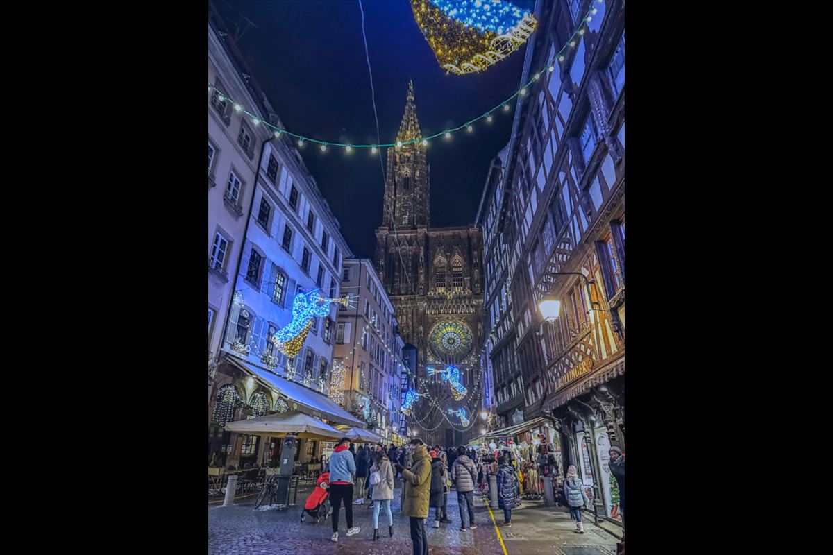 Noel Zamanı Grand Benelüks Paris Alsace ve İsviçre Turu Pegasus ile | Ekstra Turlar Dahil | 6 Gece Otel Konaklamalı | İstanbul Çıkışlı - 1