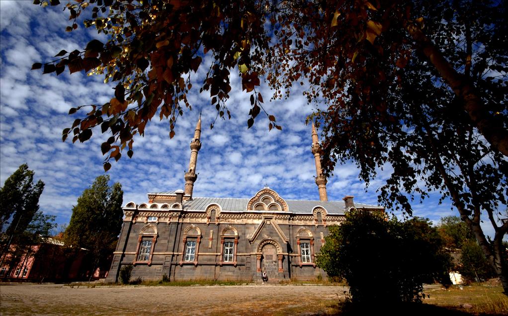 Uçaklı Diyarbakır Bitlis Van Kars Erzurum Turu | 4 Gece Konaklamalı | İstanbul Çıkışlı - 5
