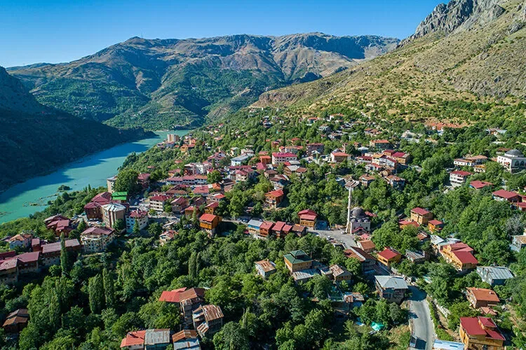 Uçaklı Van Tatvan Kemaliye Elazığ Erzincan Turu | 3 Gece Konaklamalı | İstanbul Çıkışlı - 10