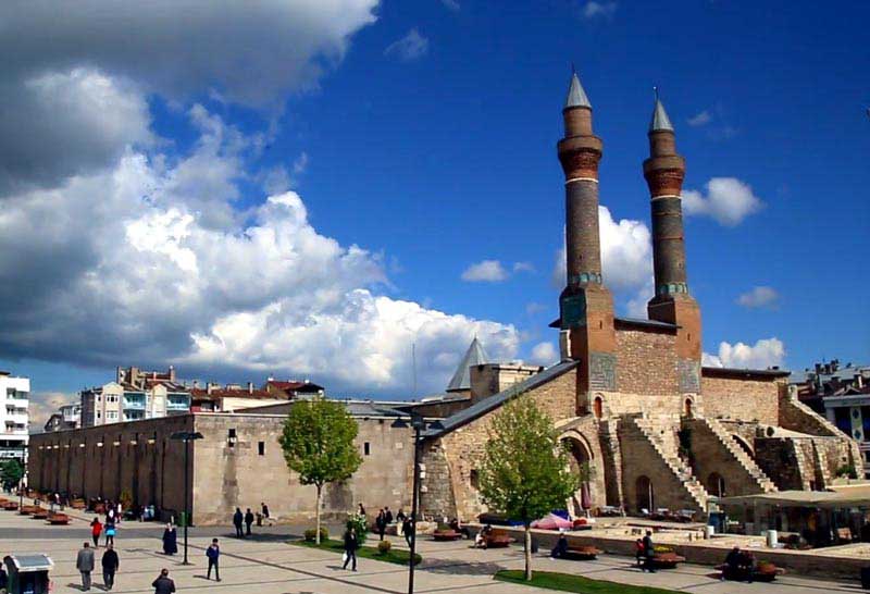 Uçaklı Van Tatvan Kemaliye Elazığ Erzincan Turu | 3 Gece Konaklamalı | İstanbul Çıkışlı - 7