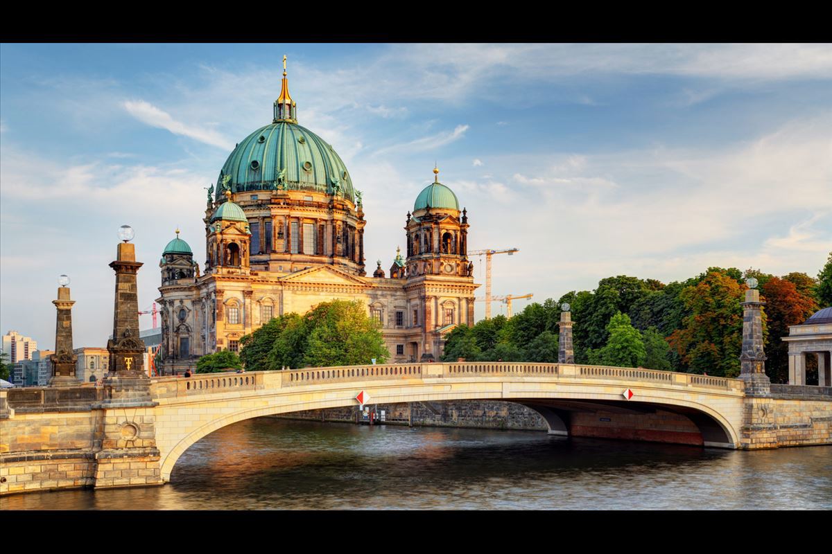 Viva Berlin Turu Türk Hava Yolları ile | İstanbul Çıkışlı | 2 Gece Konaklamalı | Yılbaşı Özel