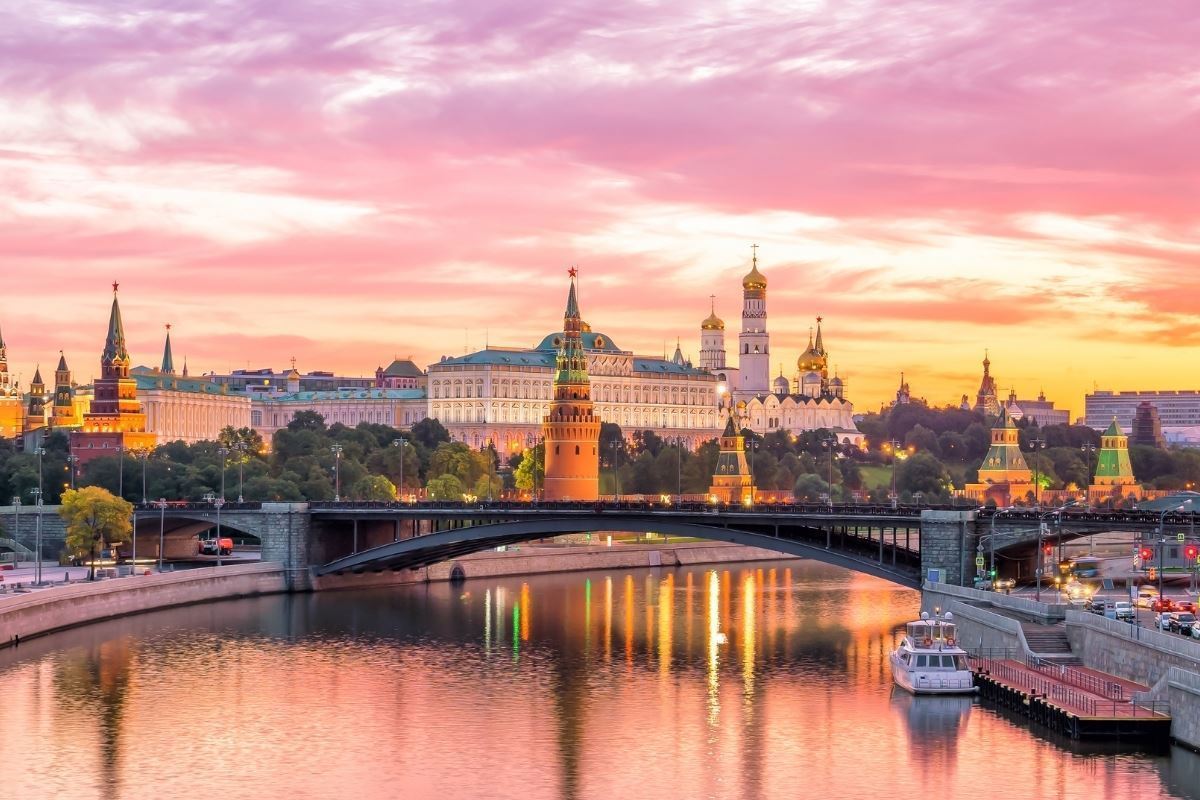 Moskova ve St. Petersburg Turu THY ile | 5 Gece | İstanbul Çıkışlı